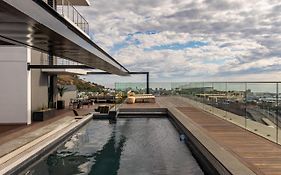 16 On Bree One Bedroom With Amazing Views Of Cape Town